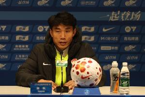 青岛西海岸在最近五场中超主场比赛中全部战平，为中超之最配图